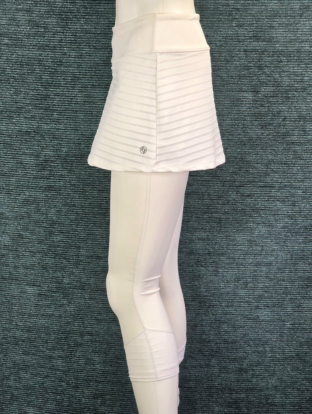 Lija Skapri White With Opaque Horizontal Stripes - Picture 5 of 16